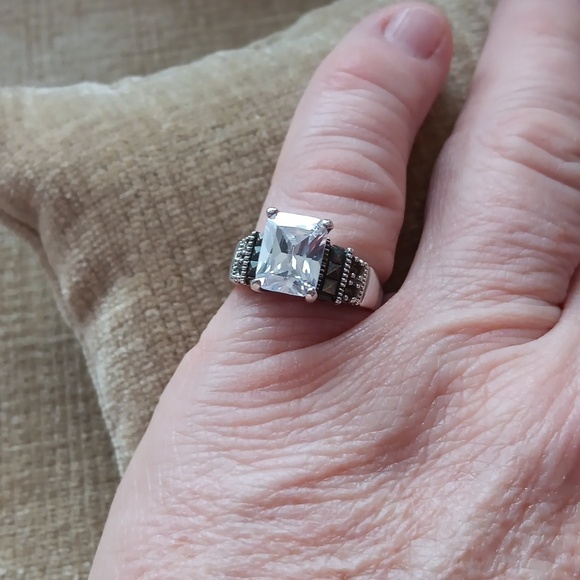 Rhinestone Marcasite Four Prong Set Silver Ring - Picture 13 of 13
